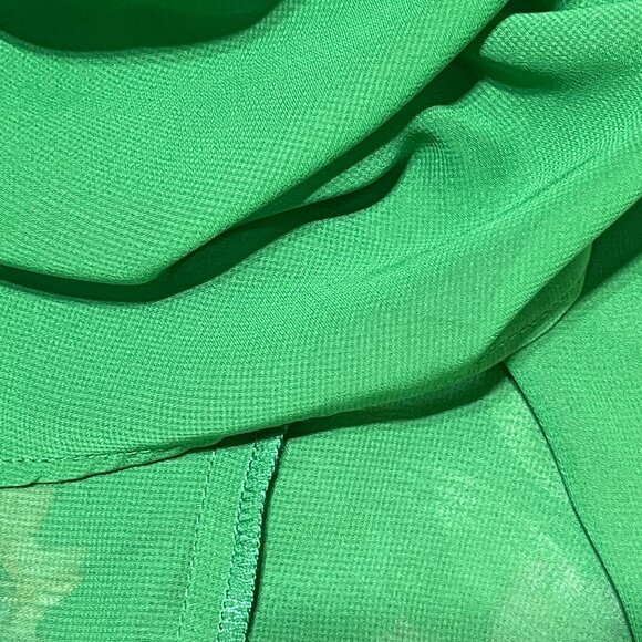 Eliza J Floral Faux Wrap Dress Green Flutter Sleeve Size 16 - Picture 8 of 9